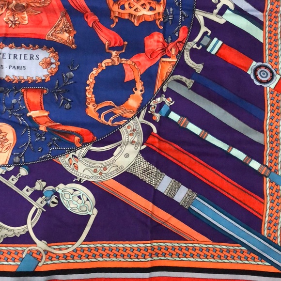 Hermès scarf - Picture 3 of 3